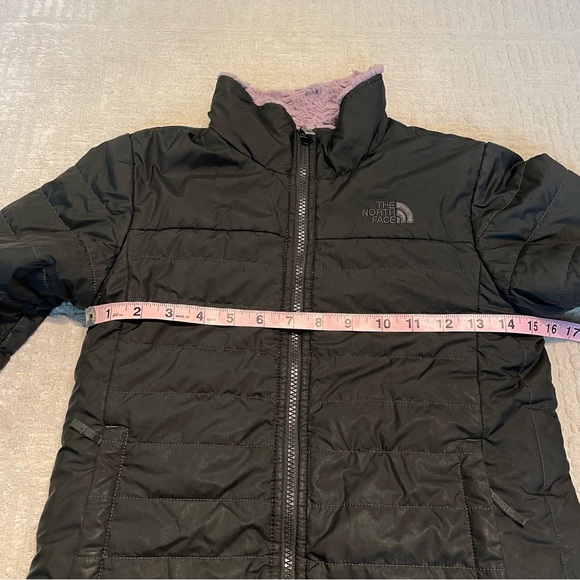 The North Face Girl’s Reversible Mossbud Swirl jacket fleece-puffer jacket M - Picture 9 of 13
